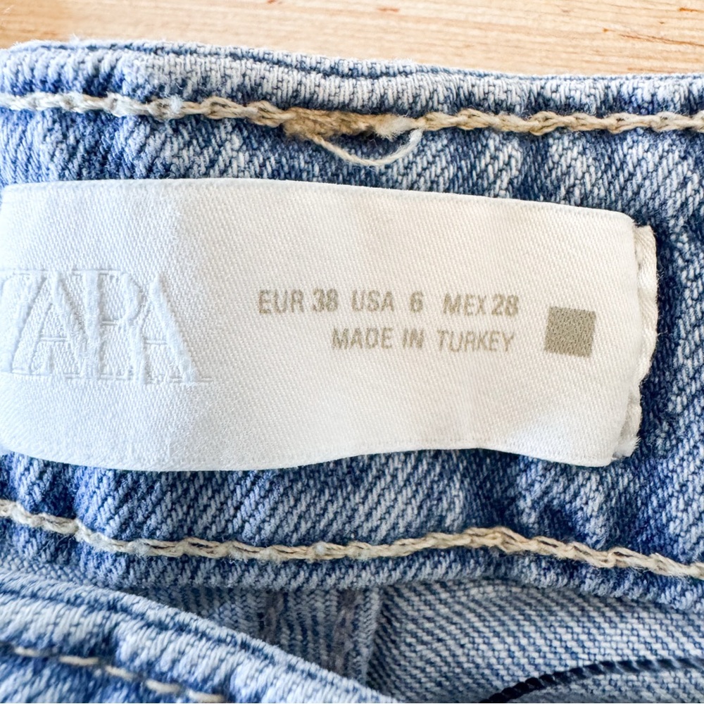 Zara High Rise Straight Leg Classic Blue Denim Jeans Size 6 - Picture 6 of 10